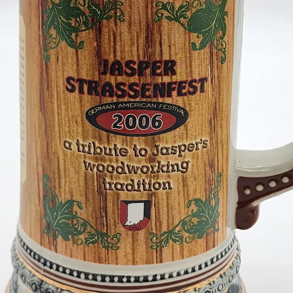 Vintage Lidded Beer Stein 9.5